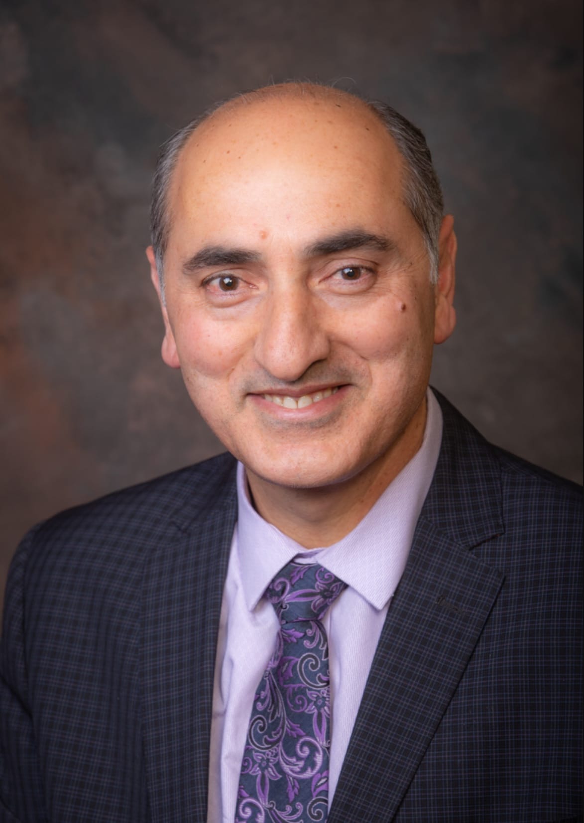 Rahim Raoufi, MD